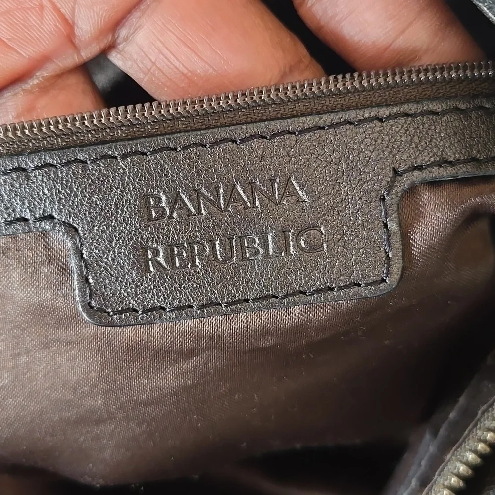 Banana Republic Metallic Leather Hobo Bag - Picture 6 of 8